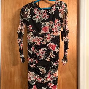 NWT - Lulu’s Ruched bodycon  dress size medium